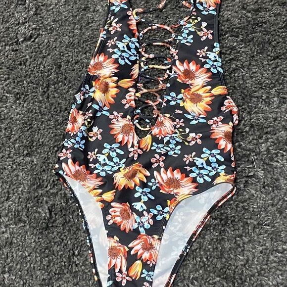Cutout One Piece Black Floral lace up swimsuit Size Medium - Picture 6 of 6